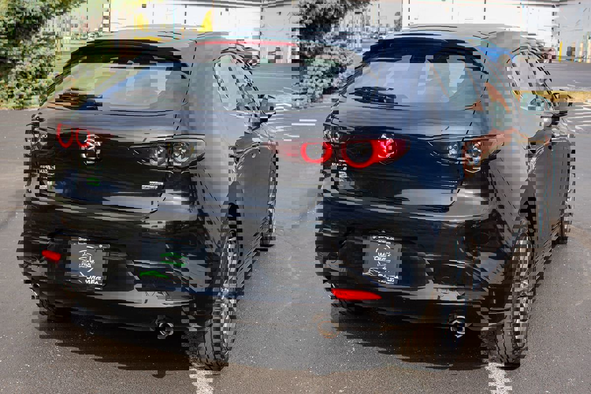 Used 2019 MAZDA MAZDA3 AWD Hatchback image 10