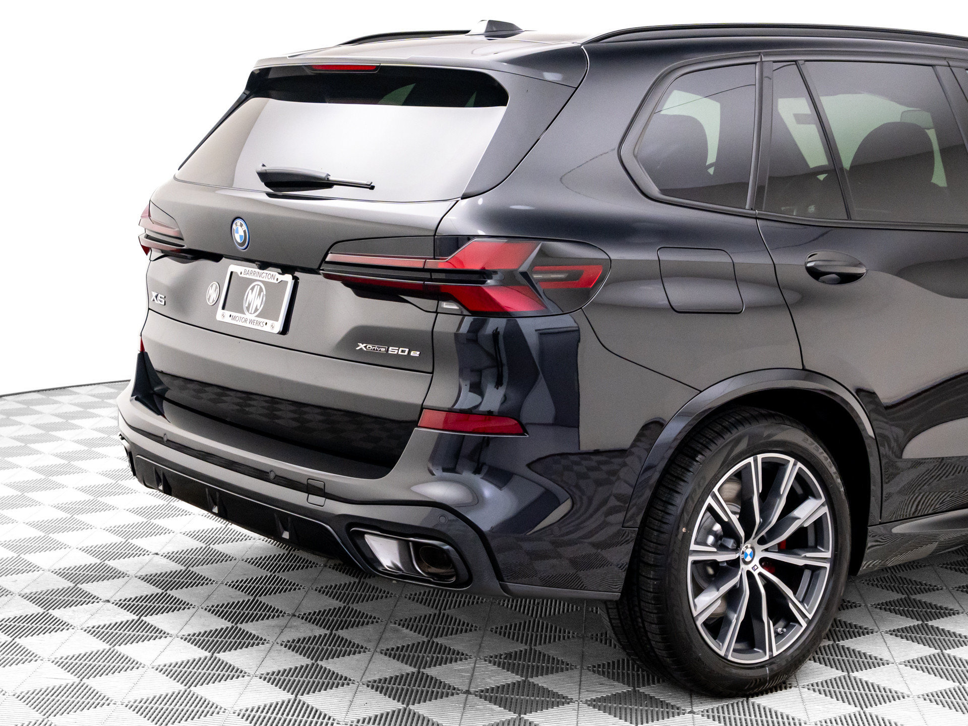 Used 2026 BMW X5 xDrive50e w/ Executive Package AWD/4WD image 37