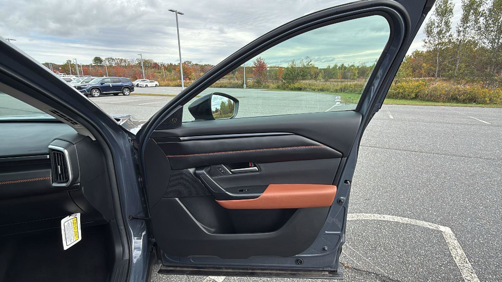 Certified 2024 MAZDA CX-50 Meridian Edition w/ Apex Package image 17