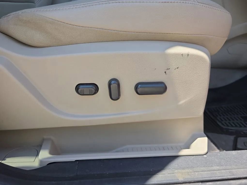 Used 2016 Ford Escape Titanium AWD/4WD image 50