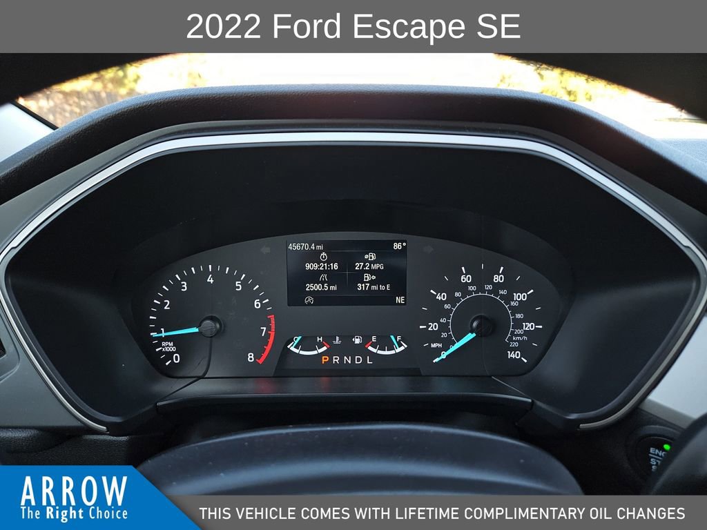 Used 2022 Ford Escape SE image 26