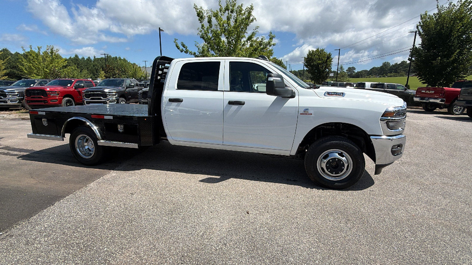 New 2026 RAM 3500 Tradesman w/ Chrome Appearance Group A AWD/4WD image 7