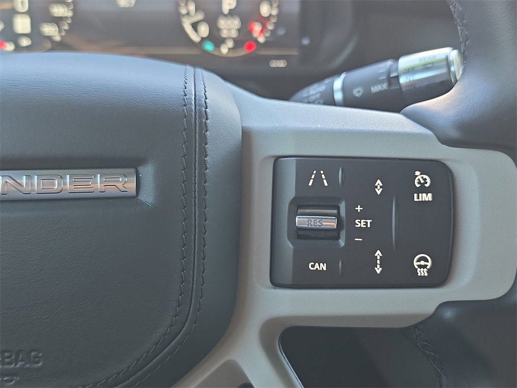 Certified 2021 Land Rover Defender 110 X-Dynamic HSE image 19