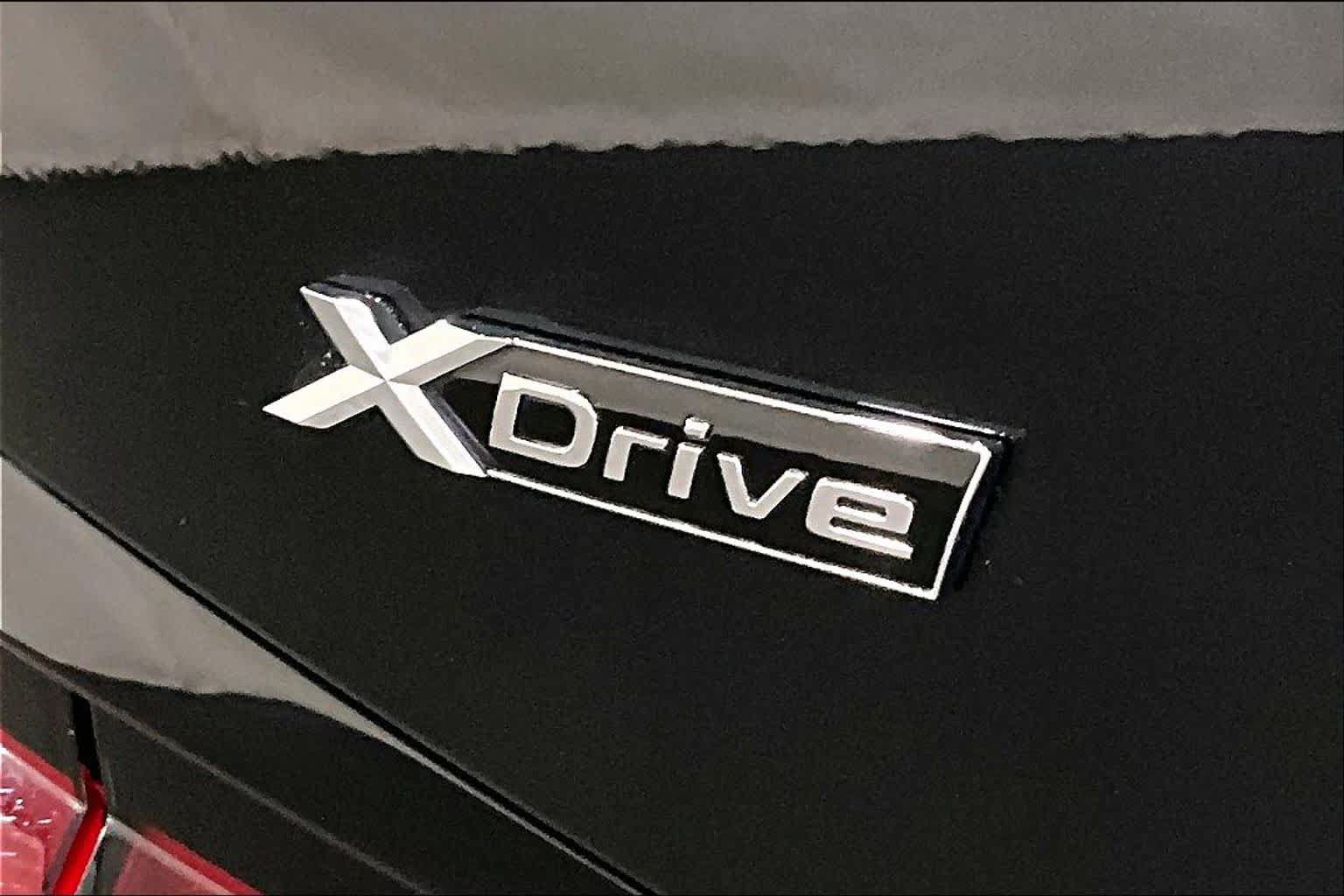 Certified 2023 BMW 540i xDrive w/ M Sport Package AWD/4WD image 9