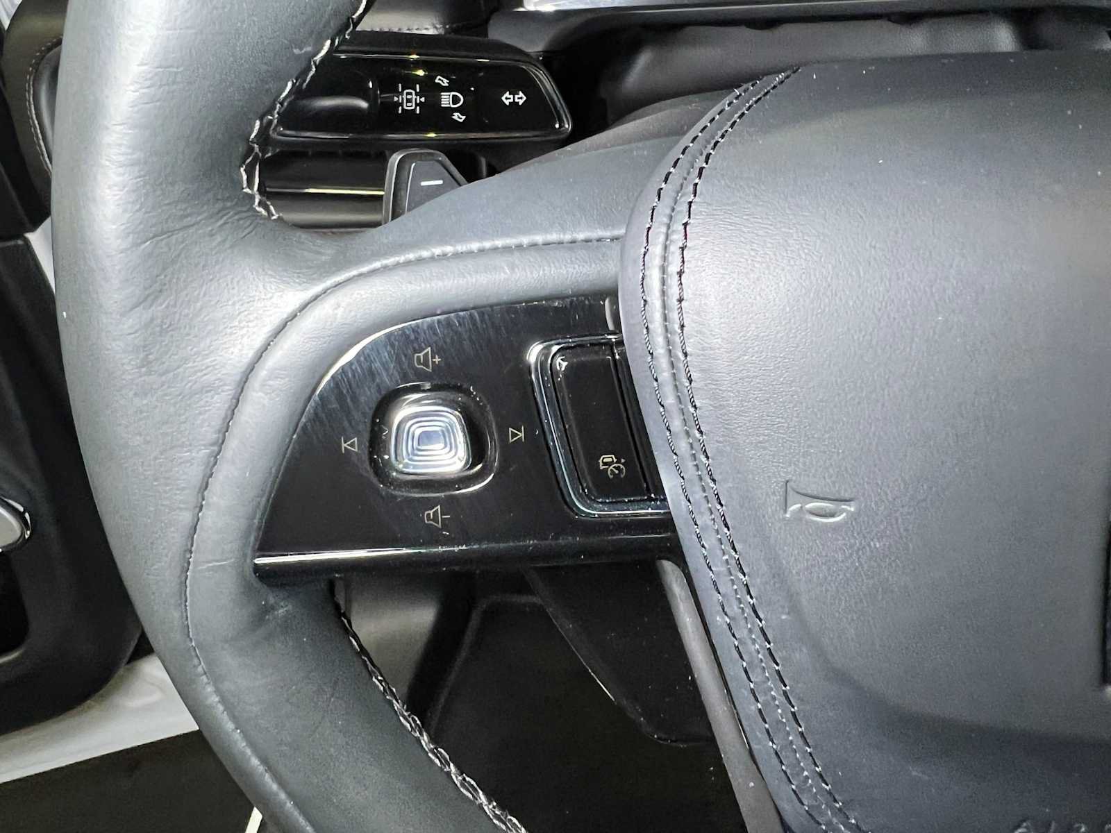 Used 2023 Lincoln Aviator Grand Touring w/ Equipment Group 301A AWD/4WD image 29