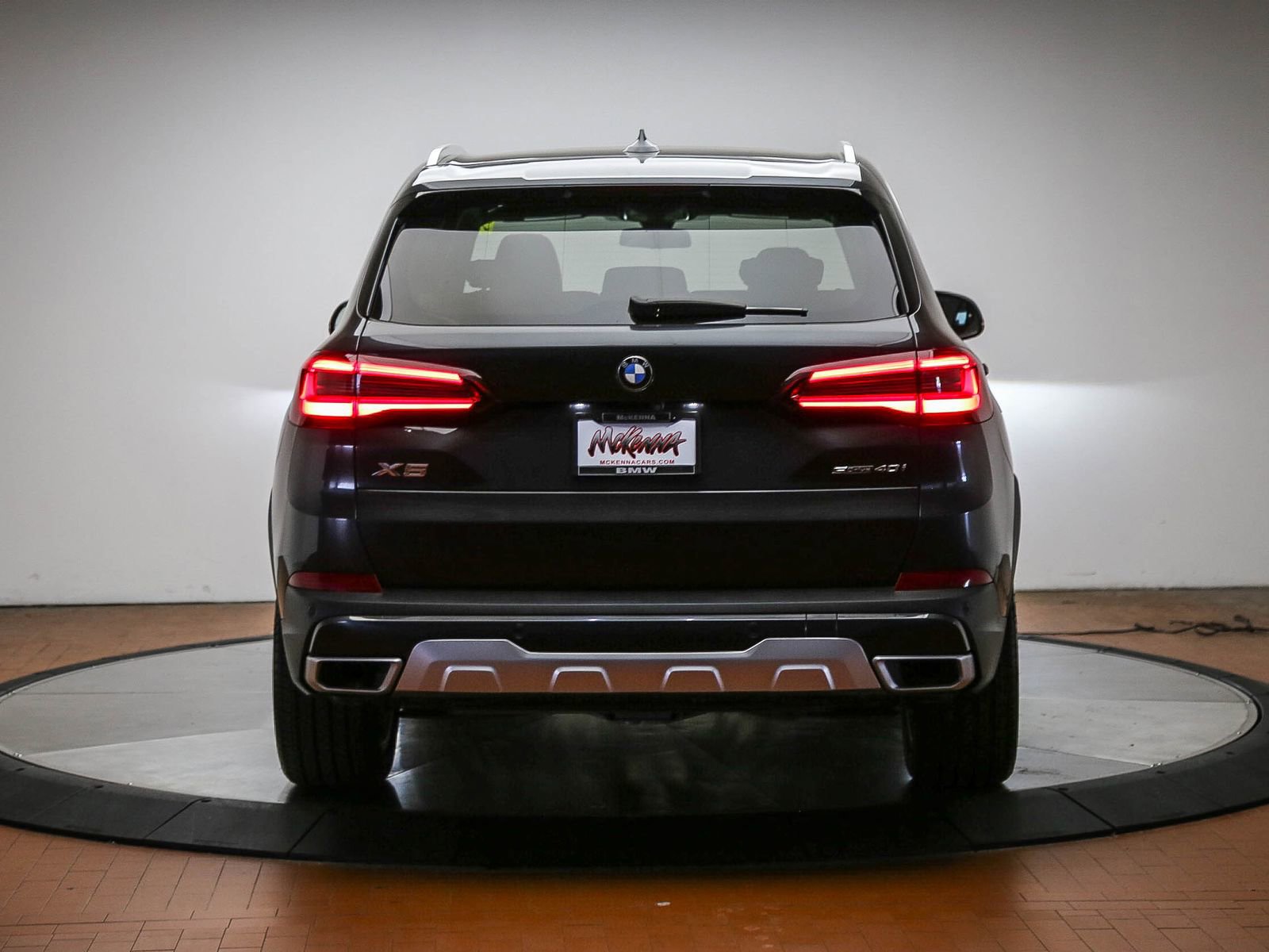 Used 2020 BMW X5 sDrive40i w/ Convenience Package RWD image 3