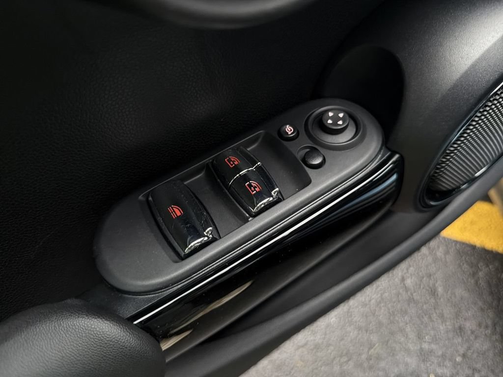 Used 2024 MINI Cooper S FWD image 16