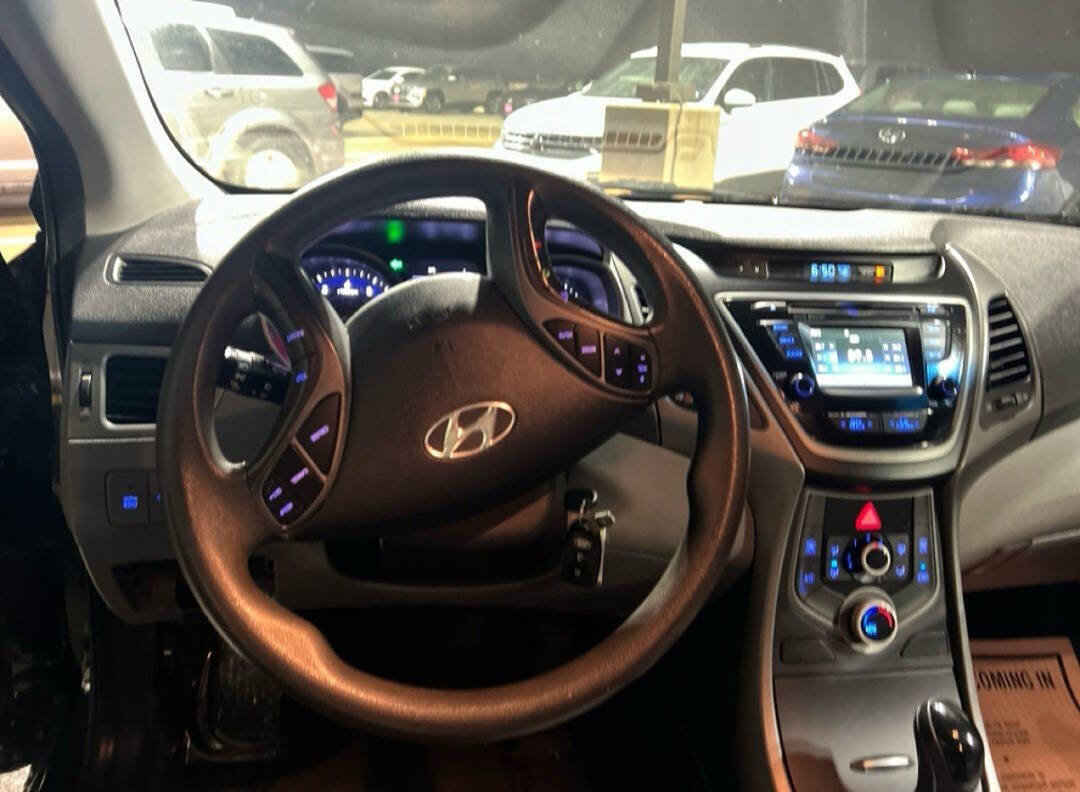 Used 2016 Hyundai Elantra SE w/ Option Group 02 image 14