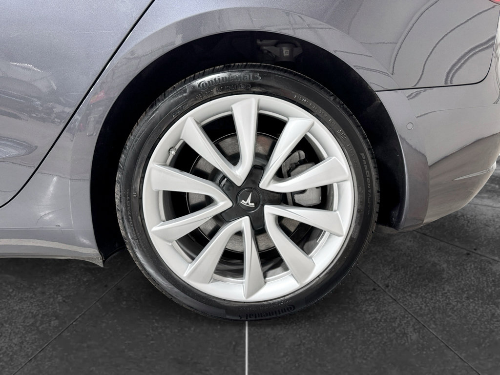 Used 2020 Tesla Model 3 Long Range image 31