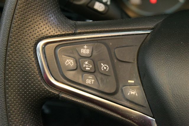 Used 2021 Chevrolet Equinox LS w/ LS Convenience Package image 21