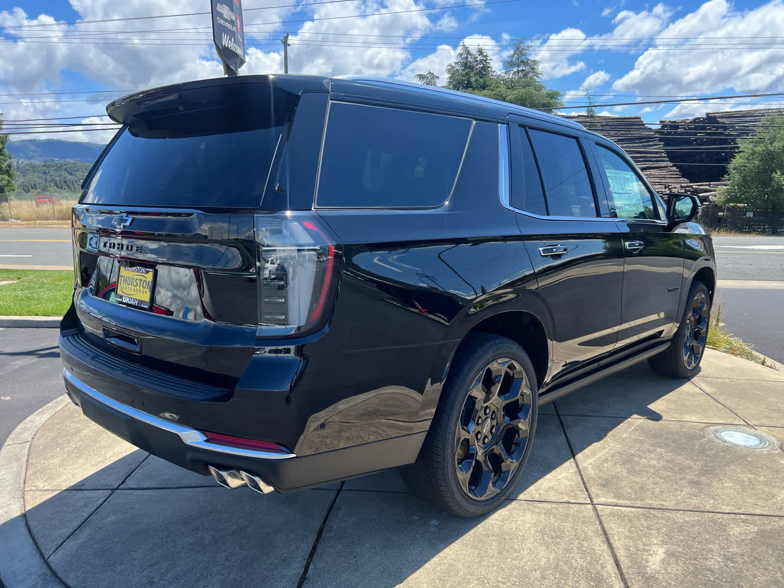 New 2026 Chevrolet Tahoe High Country AWD/4WD image 6
