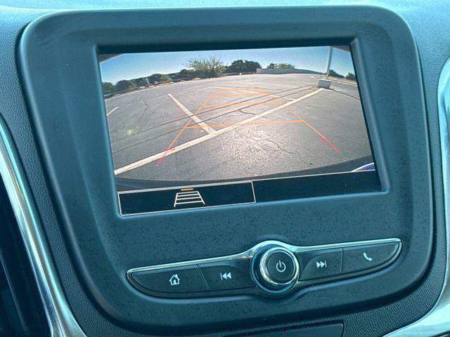 Used 2022 Chevrolet Equinox LT FWD image 23