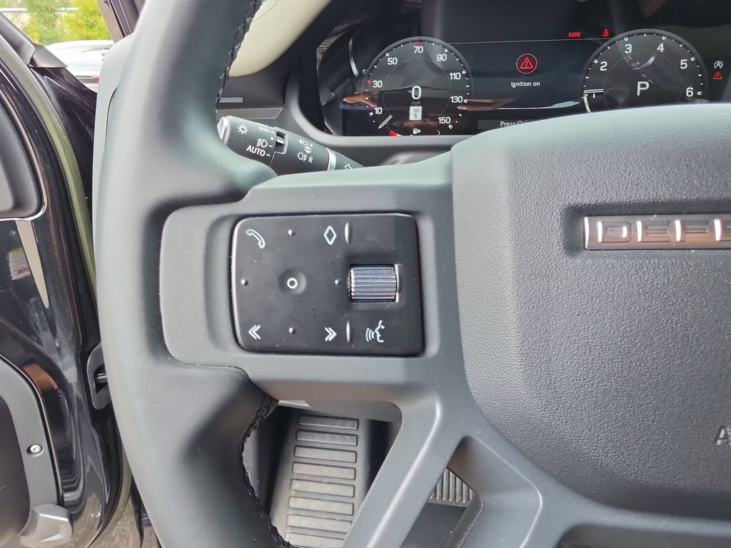 Used 2023 Land Rover Defender 110 X-Dynamic SE AWD/4WD image 14
