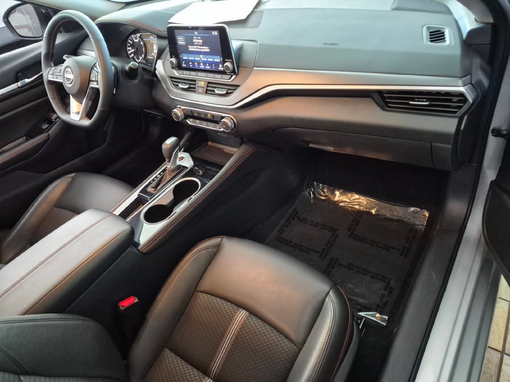 Used 2025 Nissan Altima 2.5 SR FWD image 30