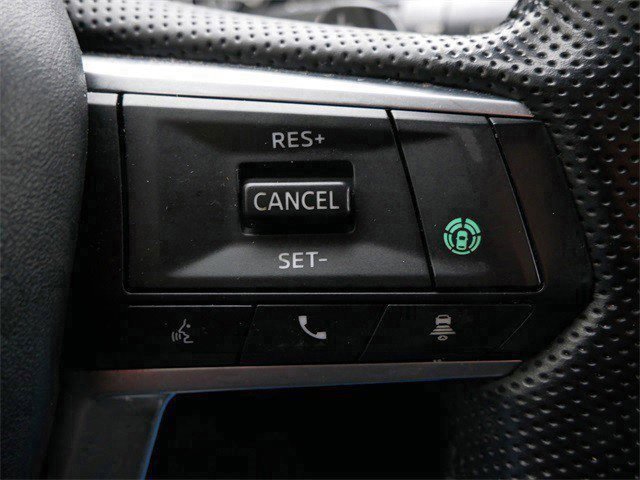 Used 2022 Mitsubishi Outlander SE image 27