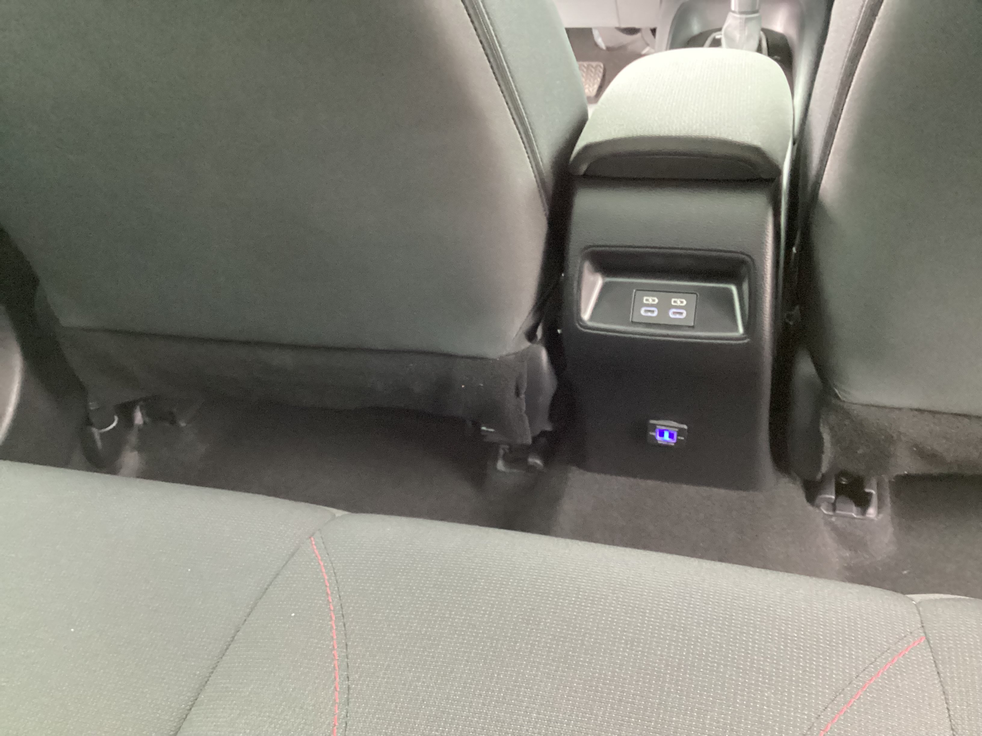 Certified 2026 Toyota Corolla SE w/ SE Package FWD image 14