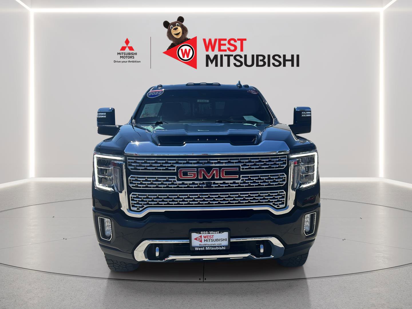 Used 2022 GMC Sierra 3500 Denali w/ Denali Ultimate Package AWD/4WD image 8