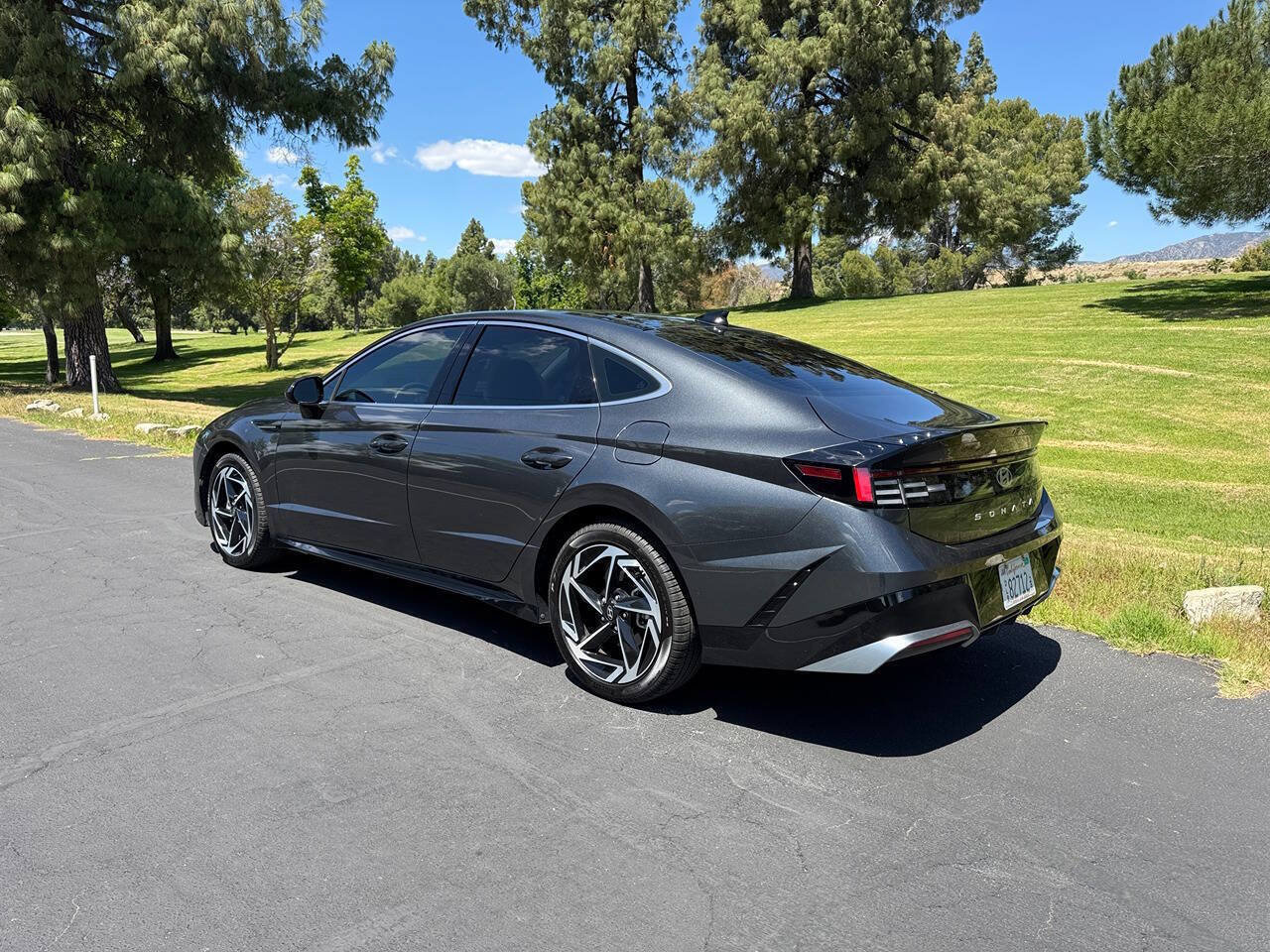 Used 2024 Hyundai Sonata SEL w/ Convenience Package FWD image 12