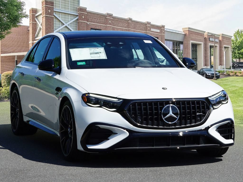 New 2026 Mercedes-Benz E 53 AMG e 4MATIC Sedan image 3