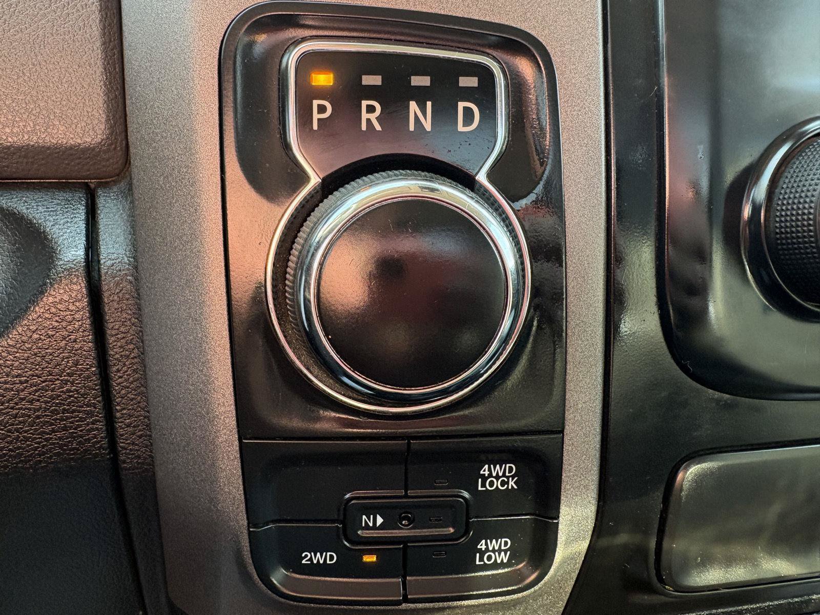 Used 2018 RAM 1500 Express w/ Express Value Package AWD/4WD image 16