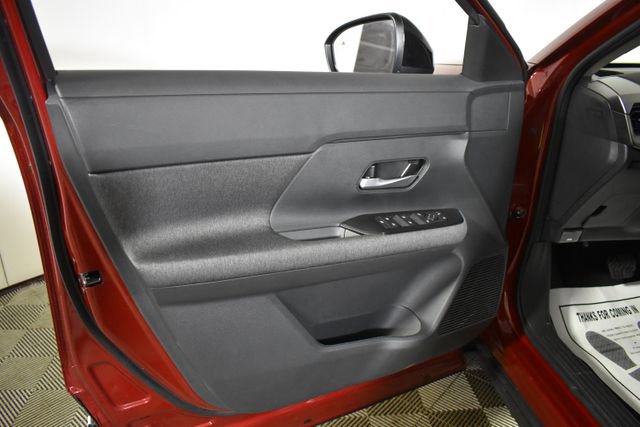 New 2026 Nissan Kicks SV w/ SV Premium Package AWD/4WD image 7
