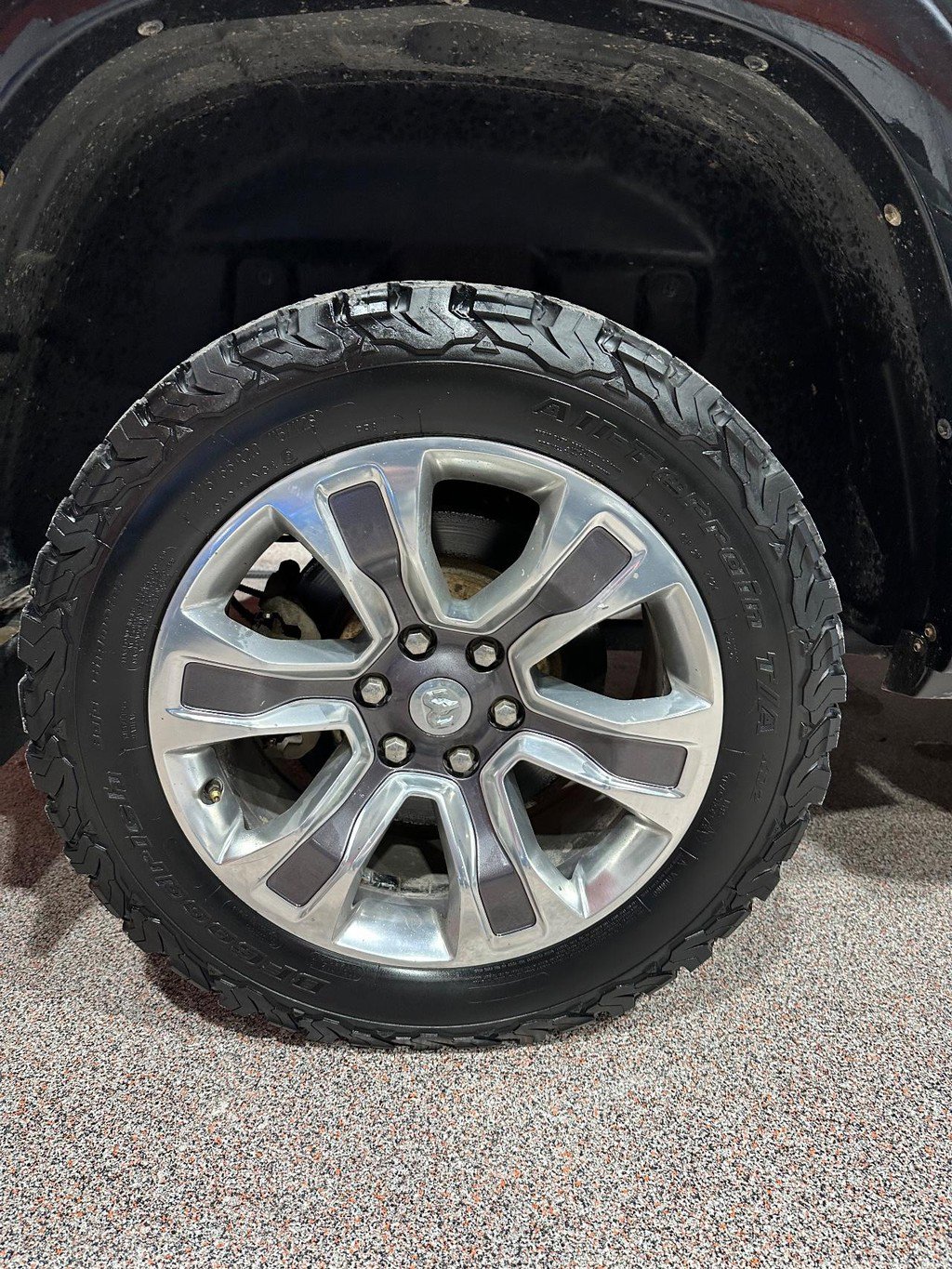 Used 2020 RAM 1500 Longhorn image 16