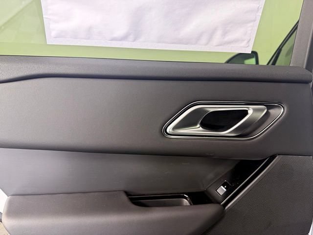 Certified 2026 Land Rover Range Rover Velar S AWD/4WD image 29