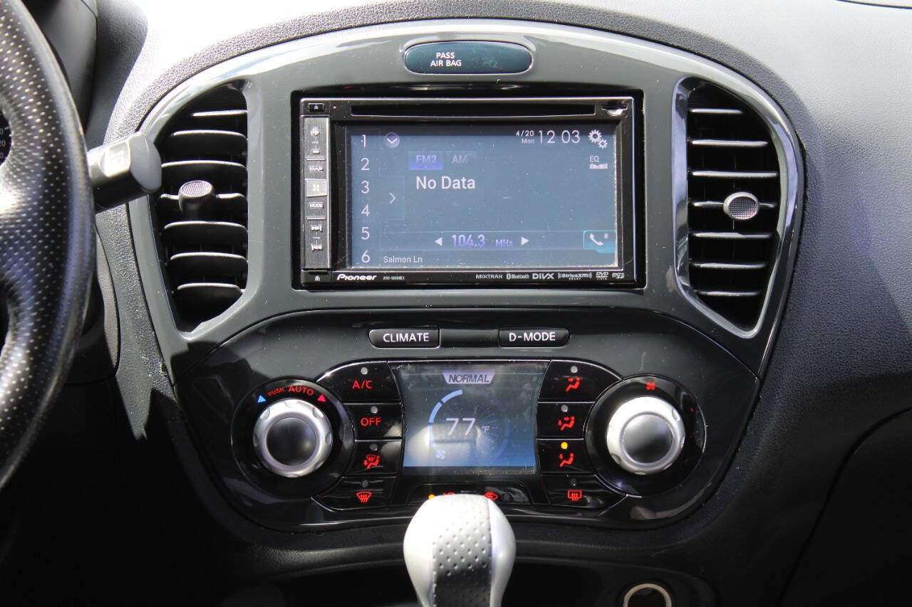 Used 2011 Nissan Juke SV w/ Interior Illumination Pkg image 34