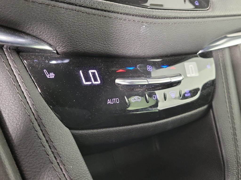 Certified 2023 Cadillac XT5 Luxury FWD image 28