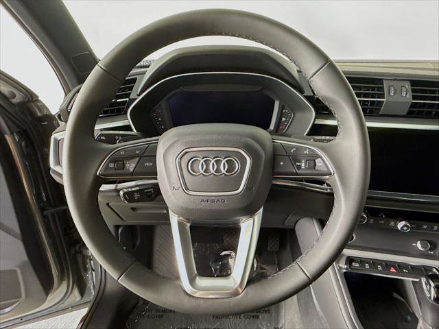 Certified 2025 Audi Q3 2.0T Premium w/ Convenience Package AWD/4WD image 11