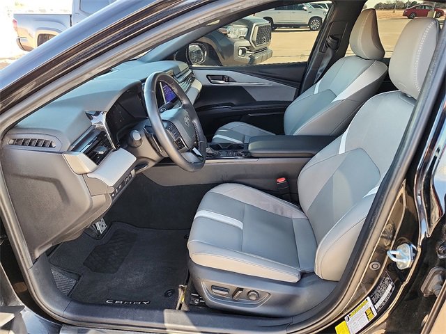 Used 2025 Toyota Camry XSE image 10