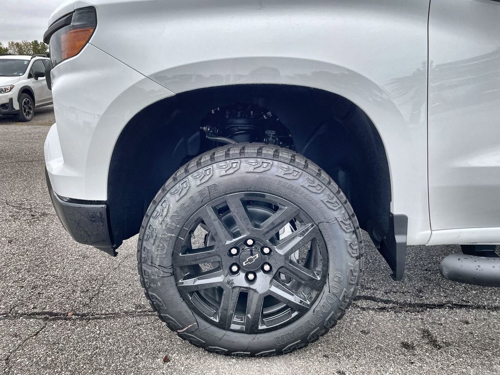 New 2026 Chevrolet Silverado 1500 Custom Trail Boss w/ LPO, Dark Essentials Package image 17