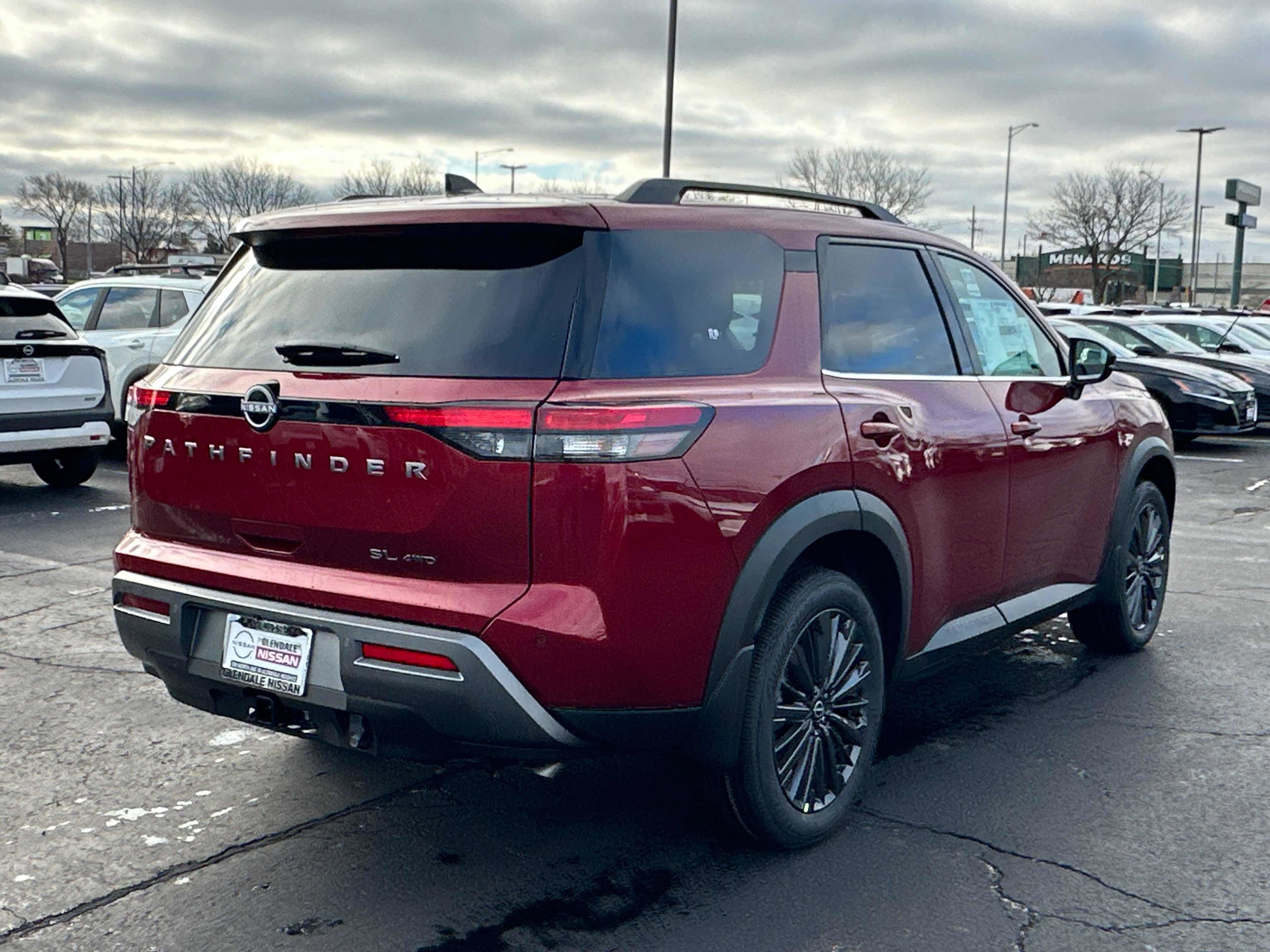 New 2026 Nissan Pathfinder SL AWD/4WD image 4