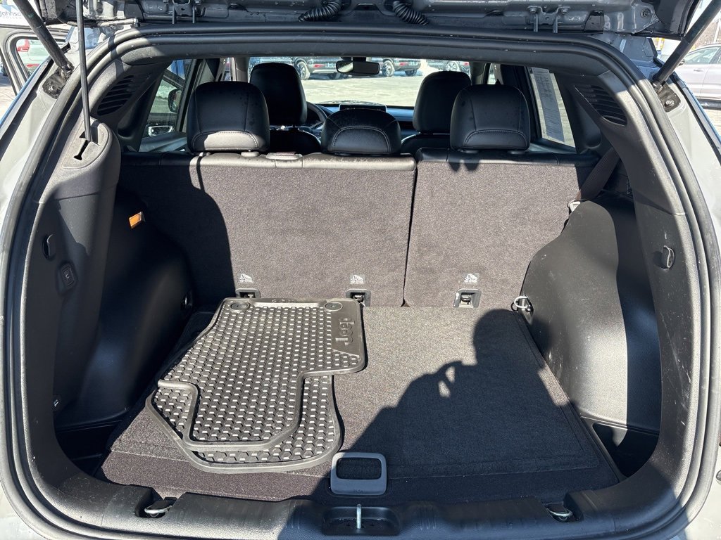 Used 2023 Jeep Compass Altitude w/ Convenience Group image 35