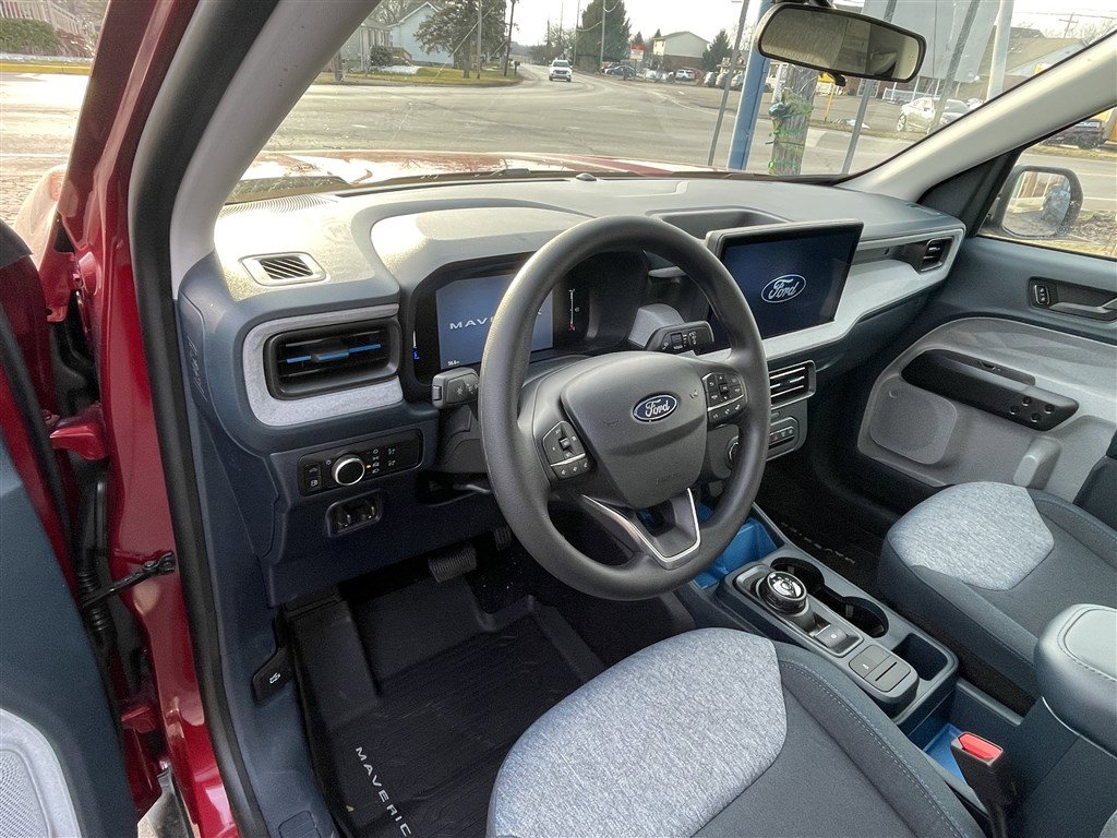 New 2026 Ford Maverick XLT w/ Equipment Group 301A image 15