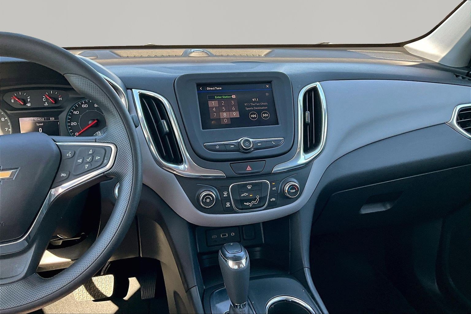 Used 2020 Chevrolet Equinox LS w/ LS Convenience Package FWD image 9