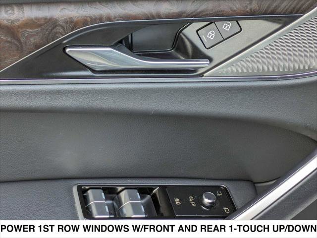 Used 2023 Jaguar F-PACE S image 21