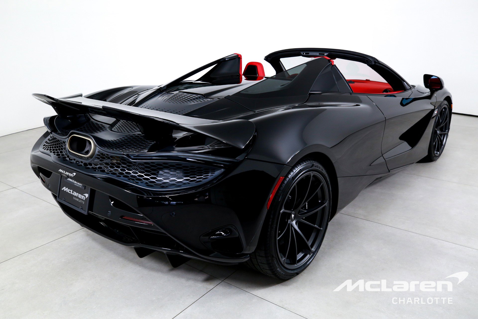 New 2026 McLaren 750S Spider RWD image 10