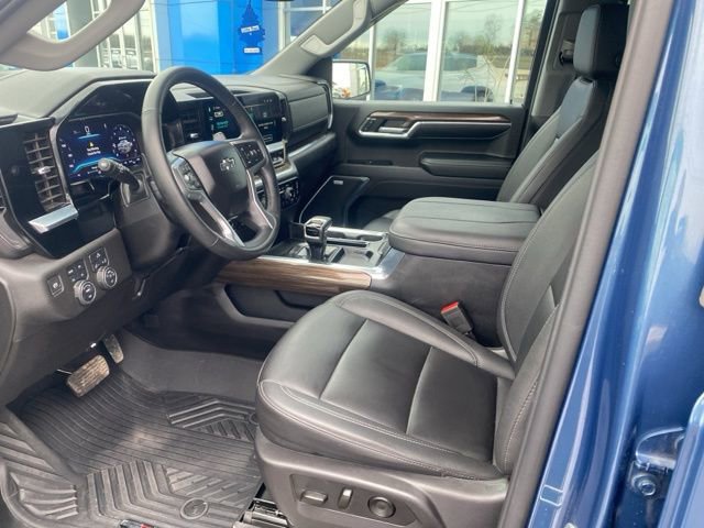 Used 2024 Chevrolet Silverado 1500 RST image 9