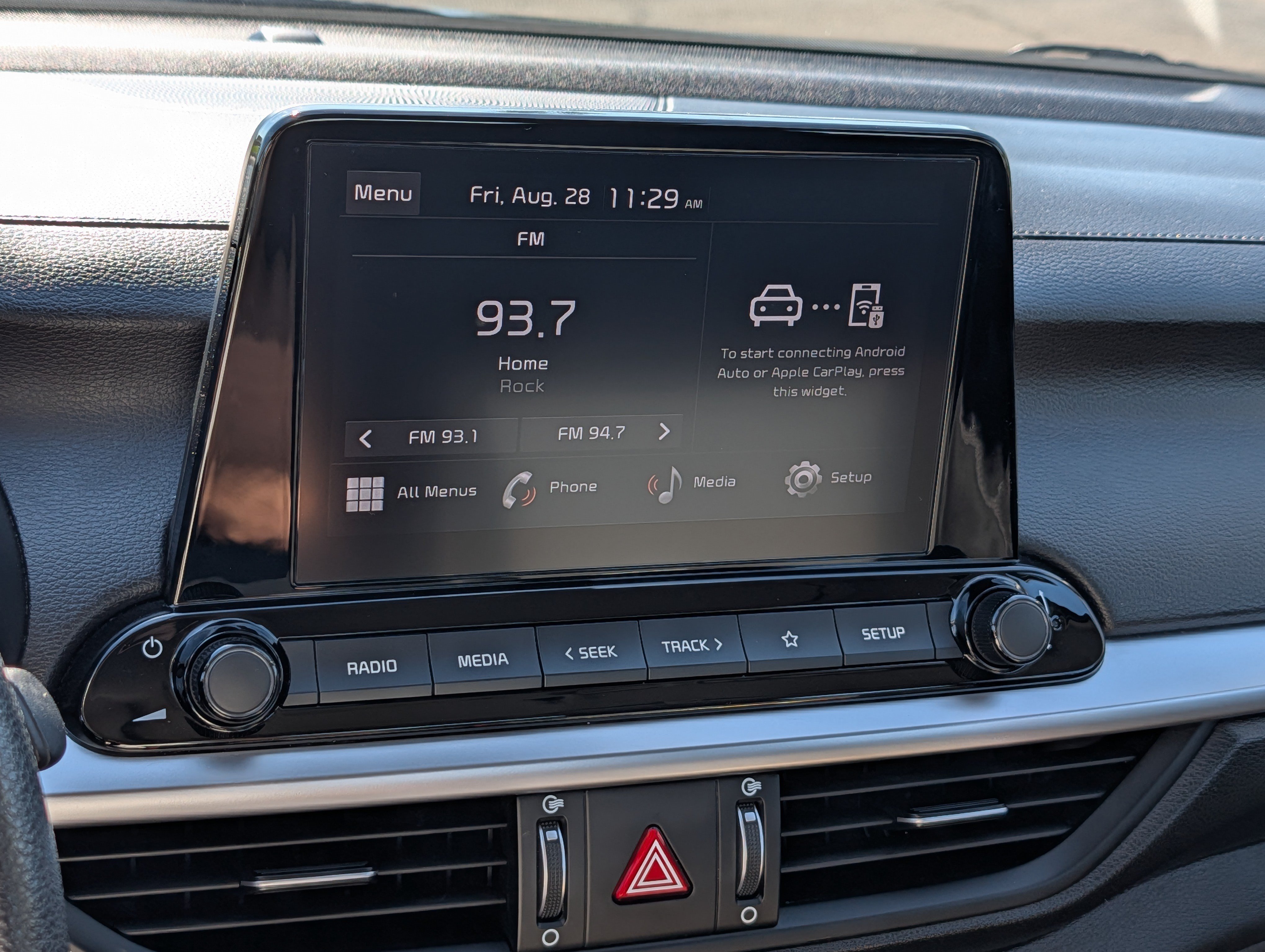 Certified 2023 Kia Forte LXS FWD image 22