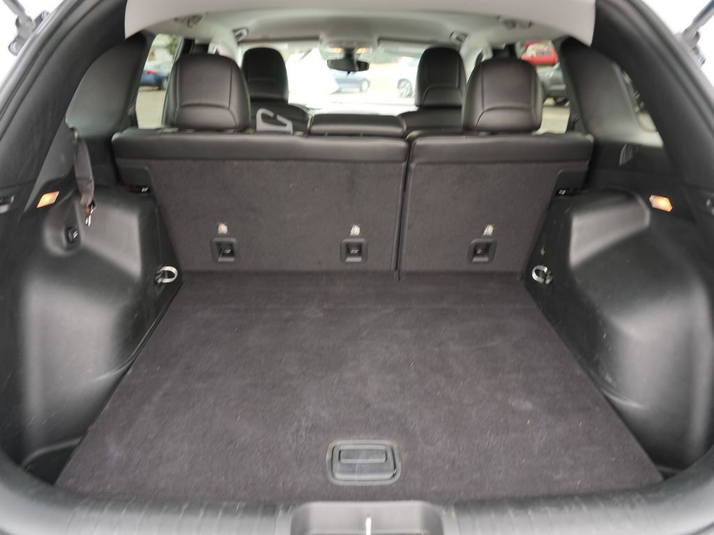 Used 2019 Jeep Cherokee Trailhawk image 24