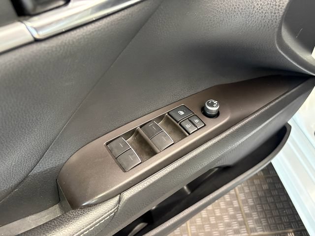 Used 2022 Toyota Camry XSE w/ Navigation Package FWD image 7