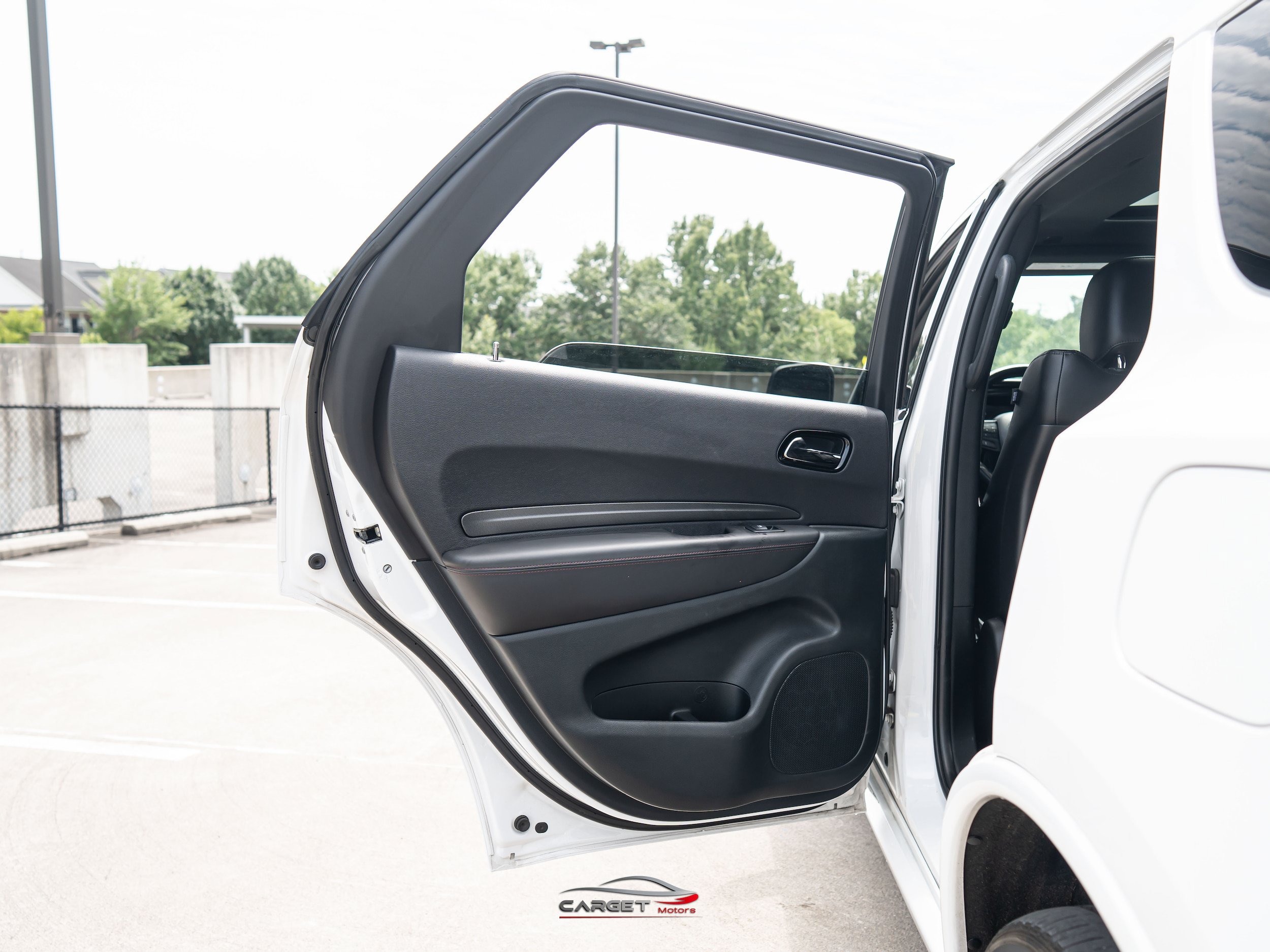 Used 2022 Dodge Durango R/T w/ Blacktop Package AWD/4WD image 47