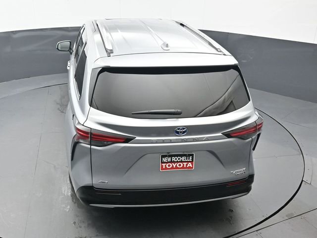 Certified 2023 Toyota Sienna Platinum image 49