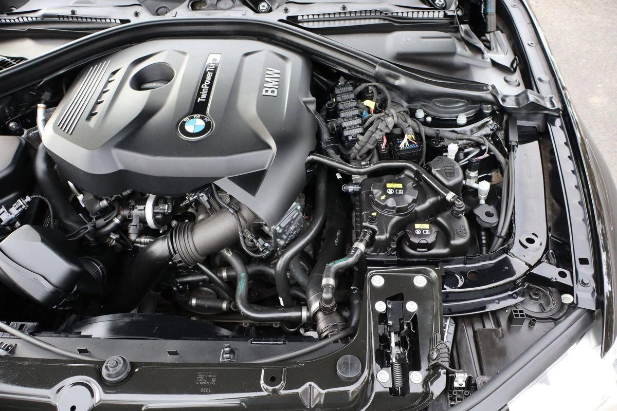 Used 2018 BMW 330i Sedan image 40