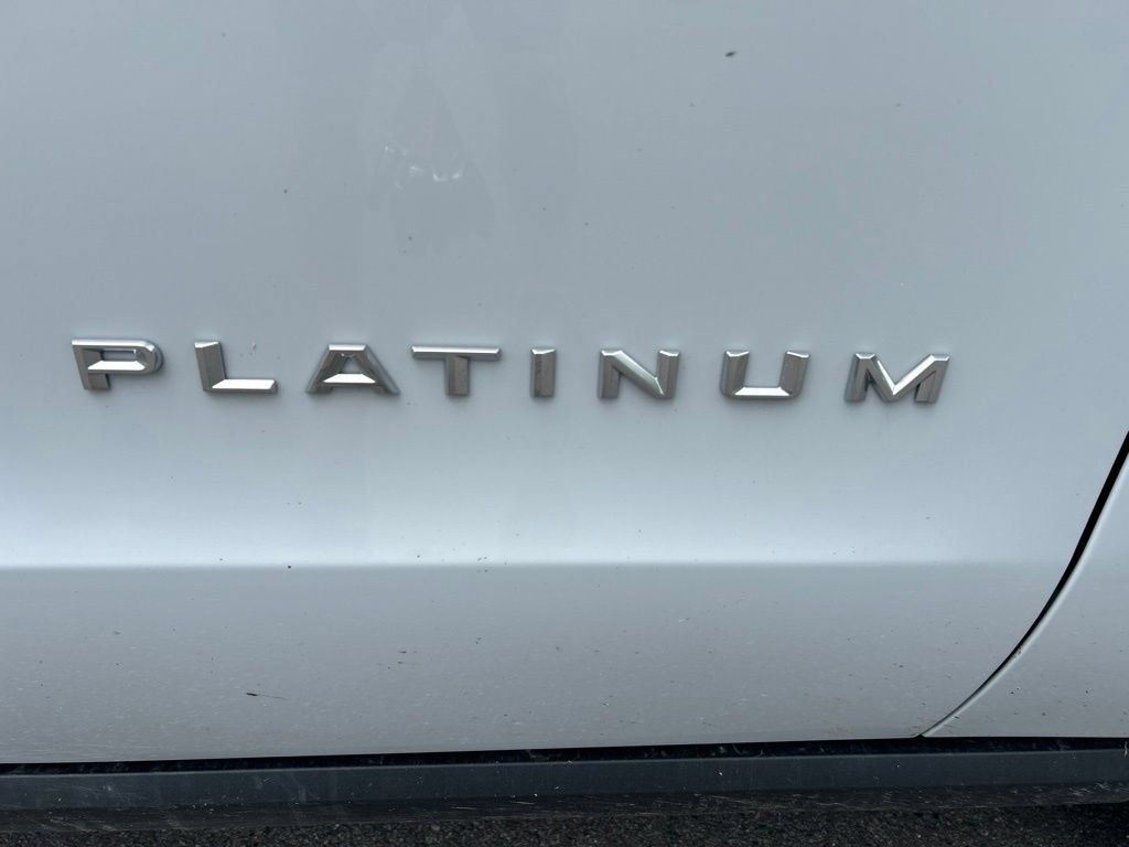 Used 2026 Ford Expedition Platinum w/ Platinum Ultimate Package AWD/4WD image 10