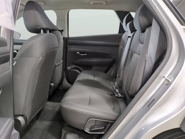 Used 2025 Hyundai Tucson SE AWD/4WD image 15