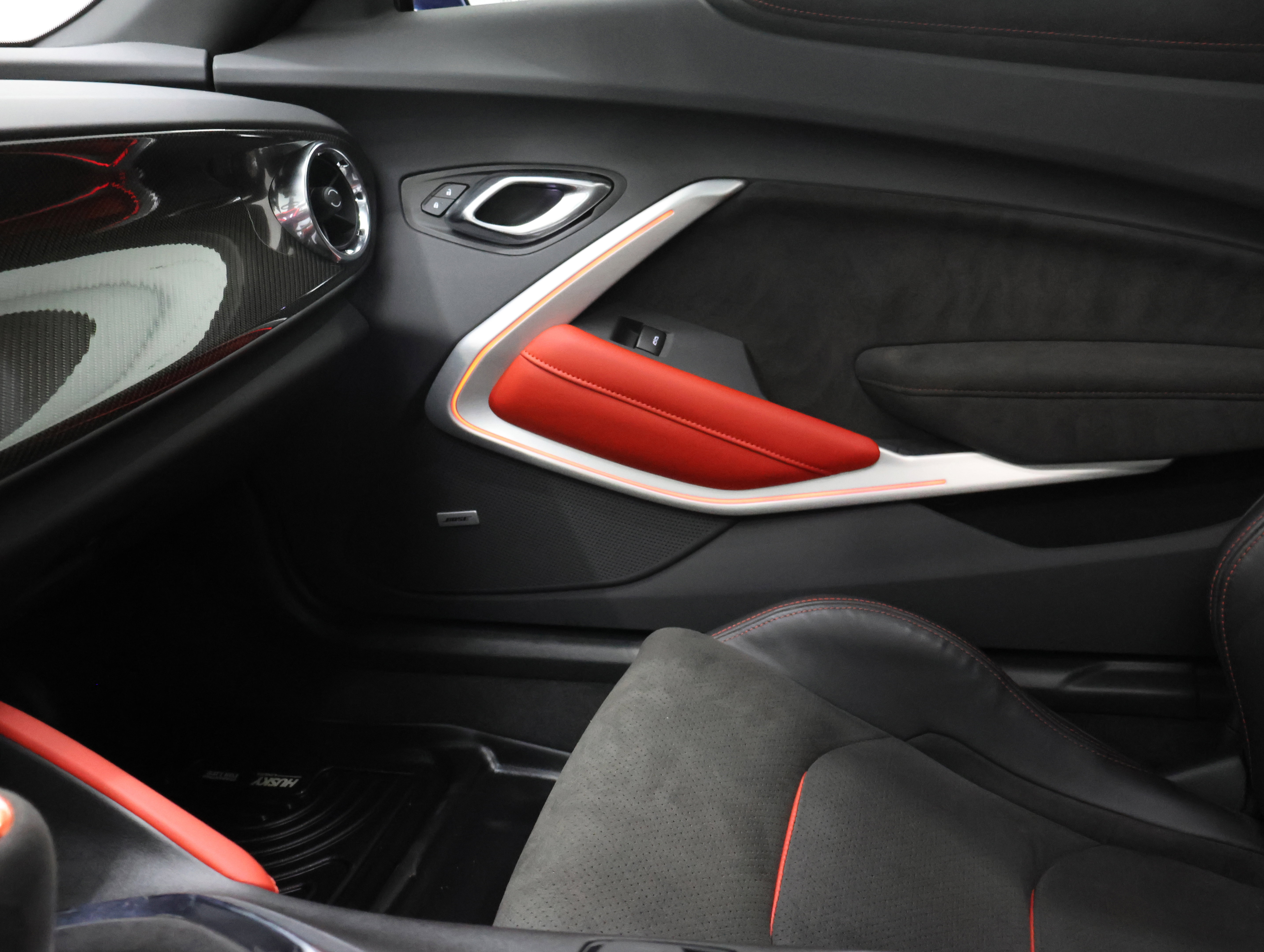 Used 2023 Chevrolet Camaro ZL1 RWD image 13