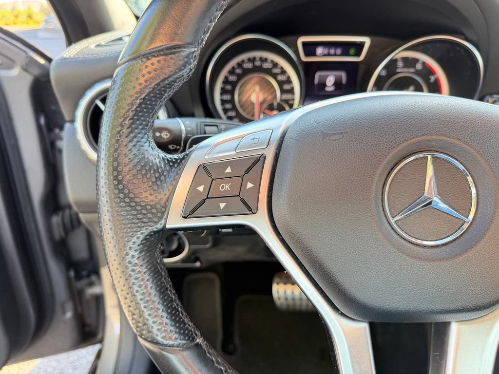 Used 2015 Mercedes-Benz GLA 45 AMG 4MATIC image 16