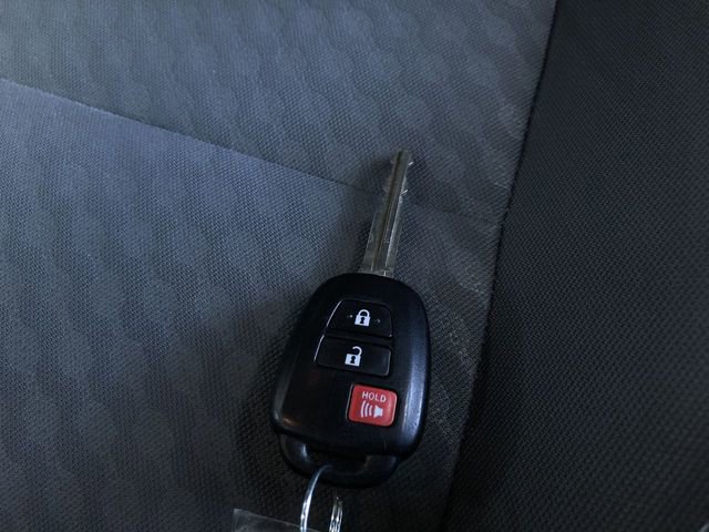 Certified 2022 Toyota Tacoma SR image 25